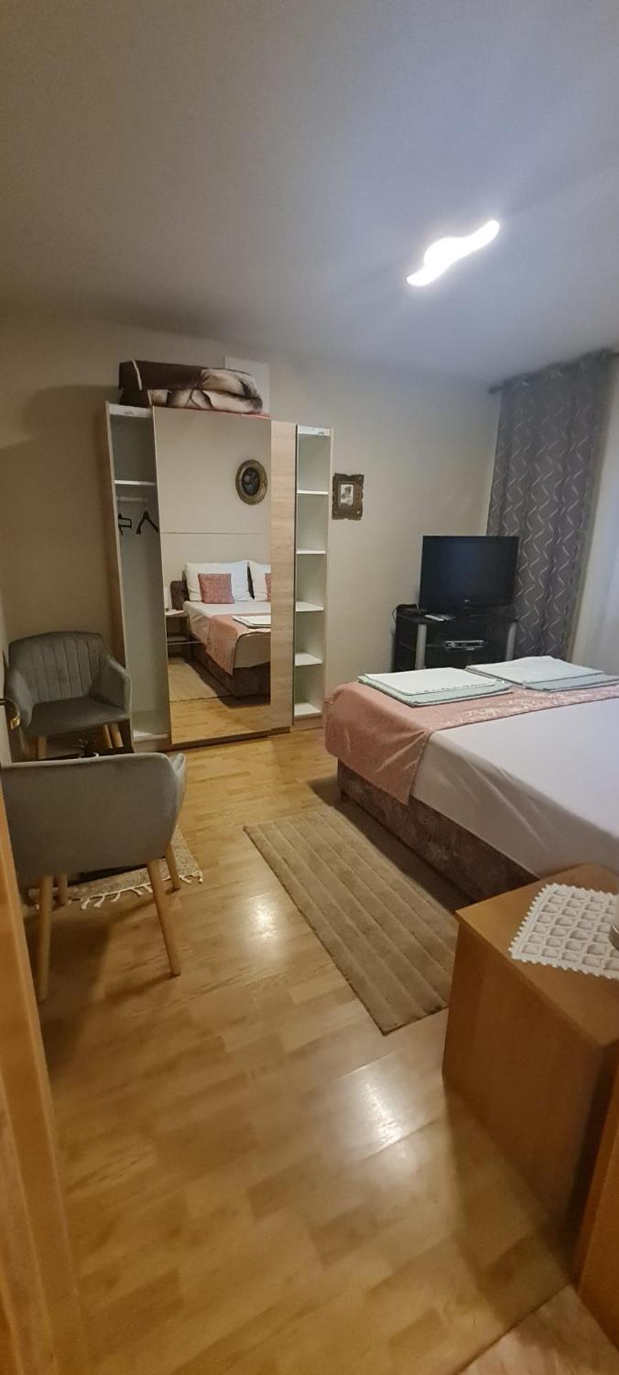 Apartments Bosnjak Šibenik Стая снимка